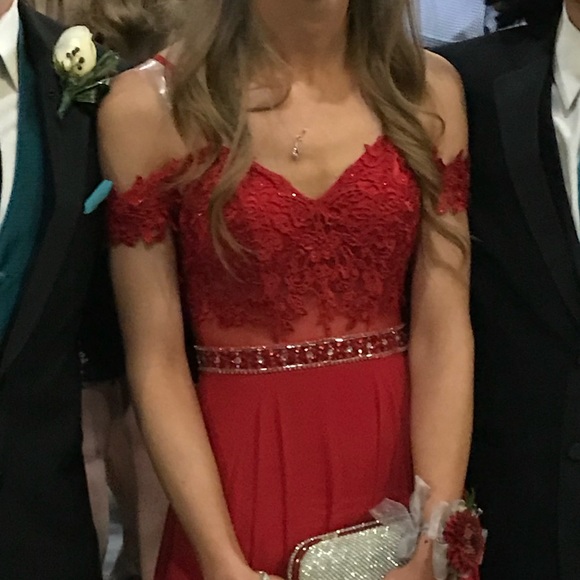 Grad dress - Picture 4 of 4